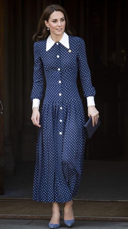 有一种优雅叫凯特王妃的波点裙，成熟女性穿搭首选，温柔又高级