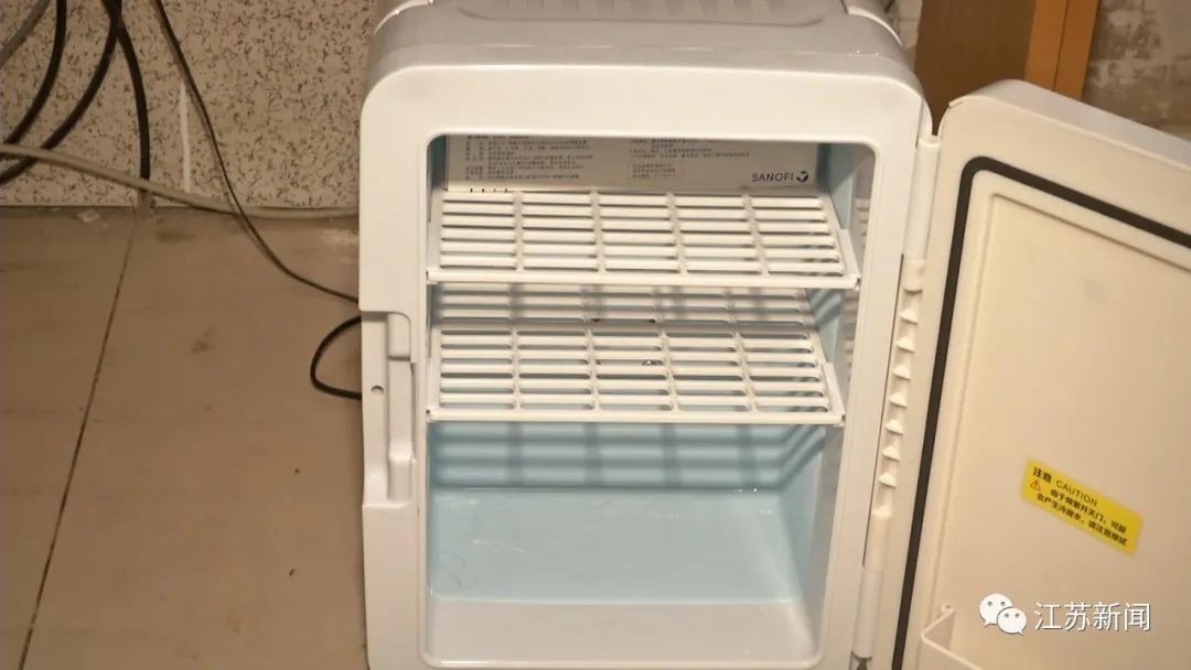 学校|惊呆!学校为他连买两个冰箱,供他“专柜专用”