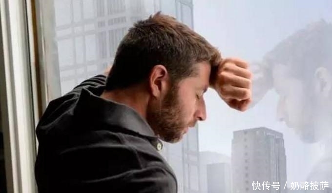 身体|熬夜上瘾,上半身会出现4个“异常”,若占两个,身体已到极端!