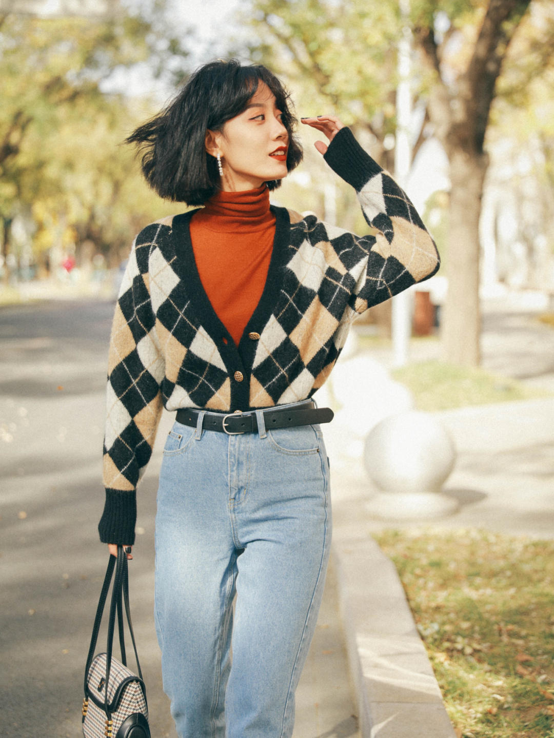 法式风毛衣 冬季就适合穿“法式风毛衣”,这些单品百搭又显气质,美得高级