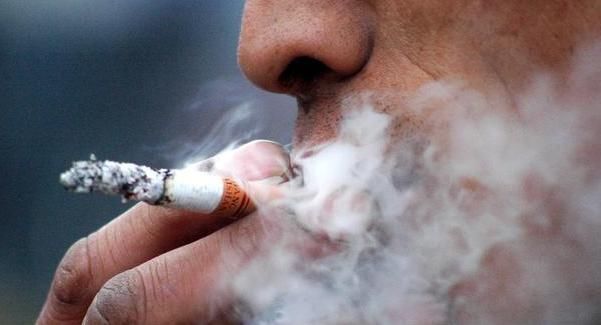 食物|肺癌多是自己“养”起的，医生忠言，这五种食物，还是少碰为好