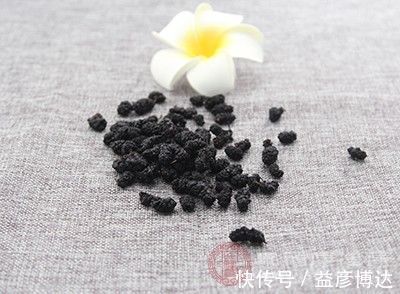 补血|桑葚的功效 常吃这种水果能够为身体补血