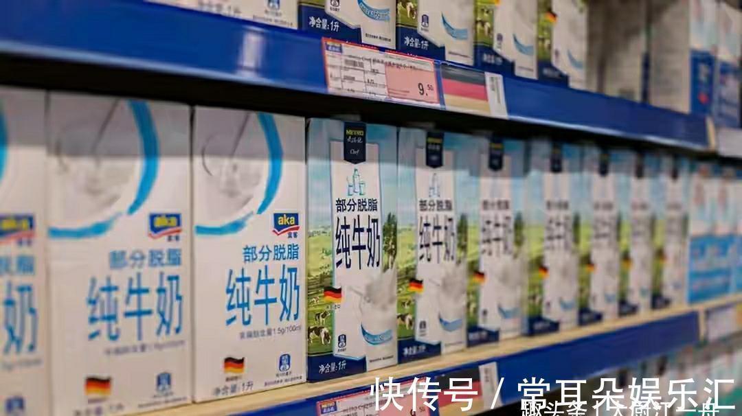 牛奶不是越贵越好,认准这3个指标,准能买到营养高的优质纯牛奶