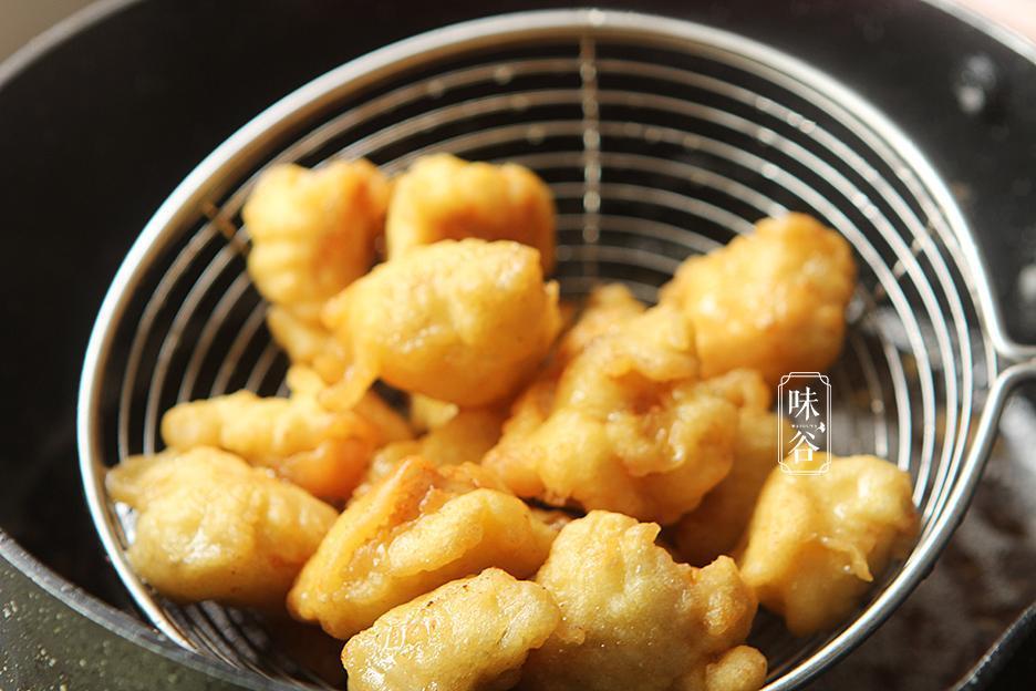 教你做一道茄汁鸡块，酸甜开胃，皮酥肉嫩，上桌瞬间就抢光