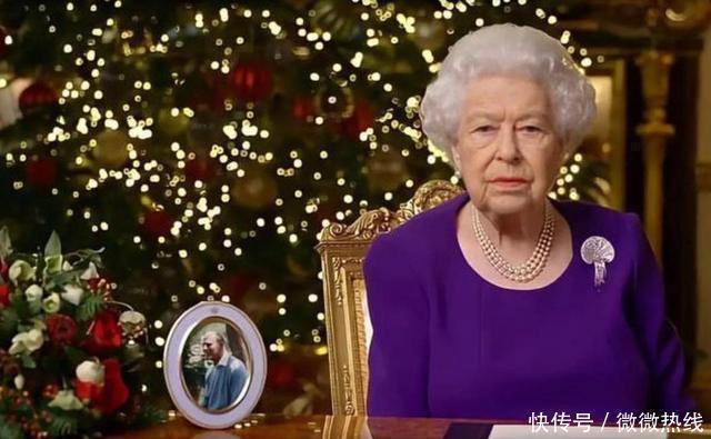 演讲|94岁英女王似乎已彻底放下梅根，复古珍珠项链配紫衣，老态尽显