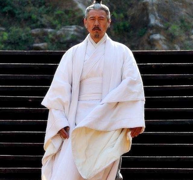 大恩|伍子胥为报一女子大恩,向河中投下了千两黄金,还真有人捡到了