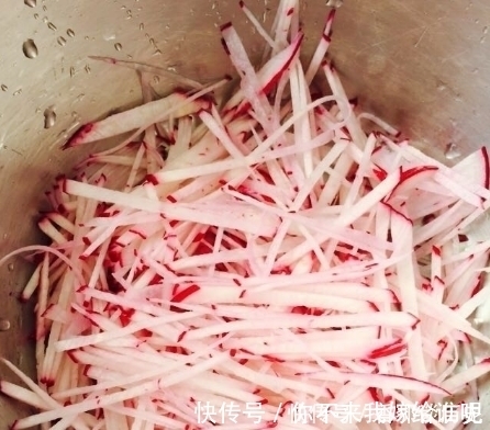 酥脆|秋天进补,鸡鸭鱼肉都不如它,增强抵抗力,做成丸子,孩子喜欢吃