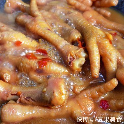  五步搞定红烧鸡爪，色香味俱全，健康美味都可以当零食吃