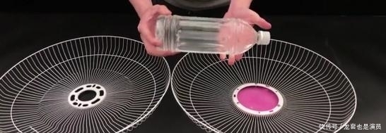 人人|电风扇坏了别扔,配一个塑料瓶还有大作用,放家里人人都夸好