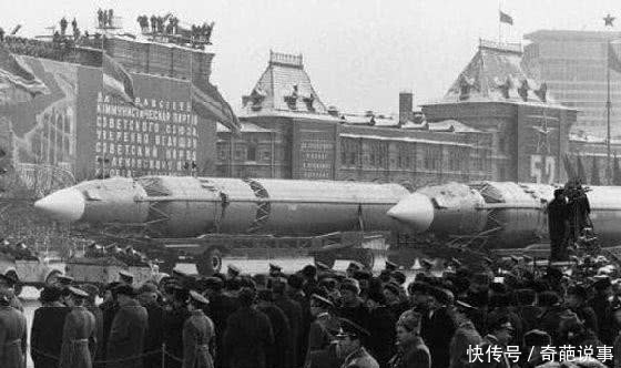 苏联|当时苏联集结了110万大军,为何不敢南下?我国这一杀手锏太强