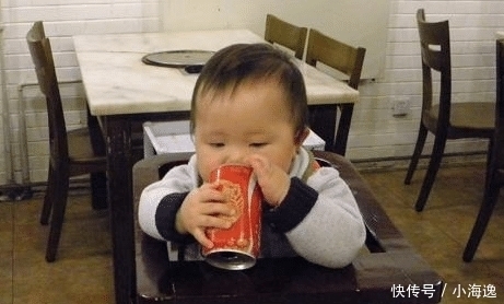 列入|3种饮料已被列入“黑名单”!育儿专家叹气:再馋也别给娃喝了