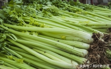 提个醒:芹菜配此物一起炒,亚硝胺毁了你一生,现在清楚还不迟