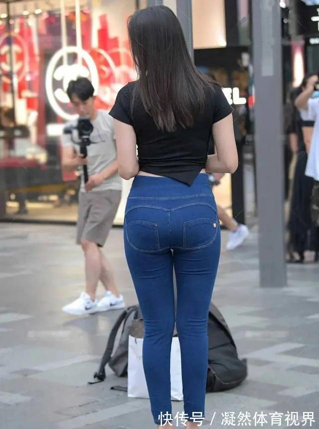 运动鞋 舒心自然的打底裤尽显潮流风范儿,休闲百搭又显身材,看着难受