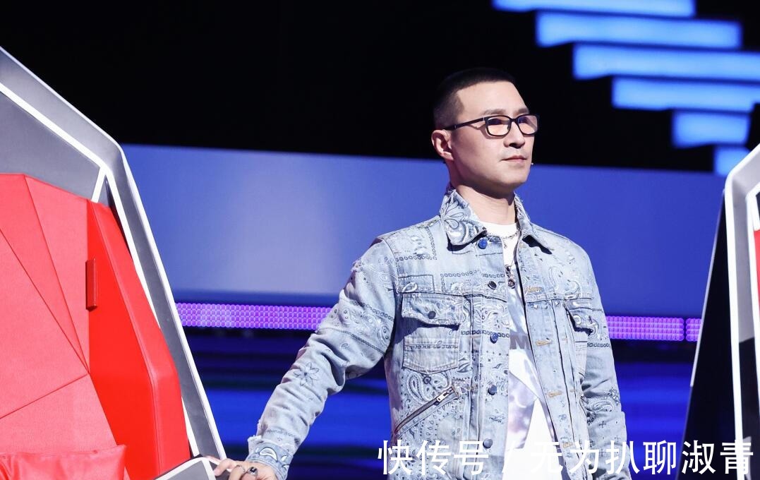 依加输得意难平?其实四位导师都有暗示,只不过李克勤挑明了而已