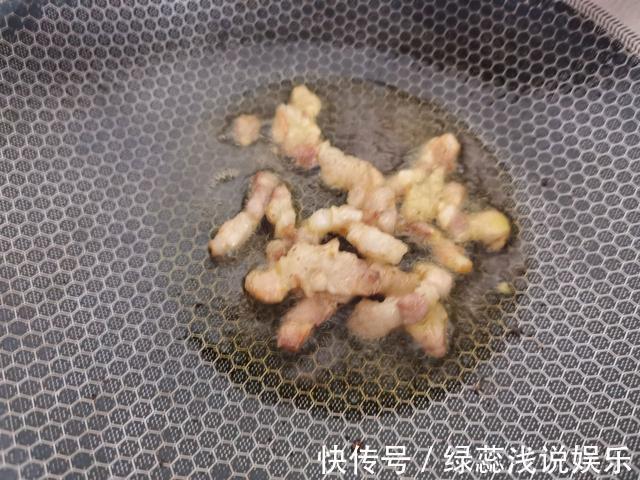 味道|家常菜“小炒蒜苔”：米饭的最佳搭档，这么做贼好吃