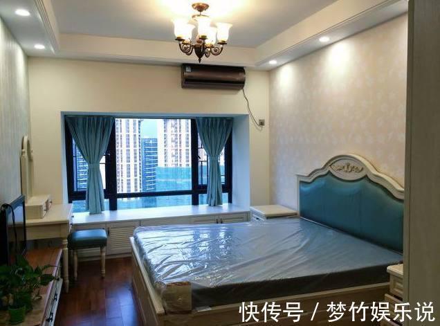 阳台|婆婆为节省卫生间空间,竟把马桶装在墙角,装修师傅也是没脑子