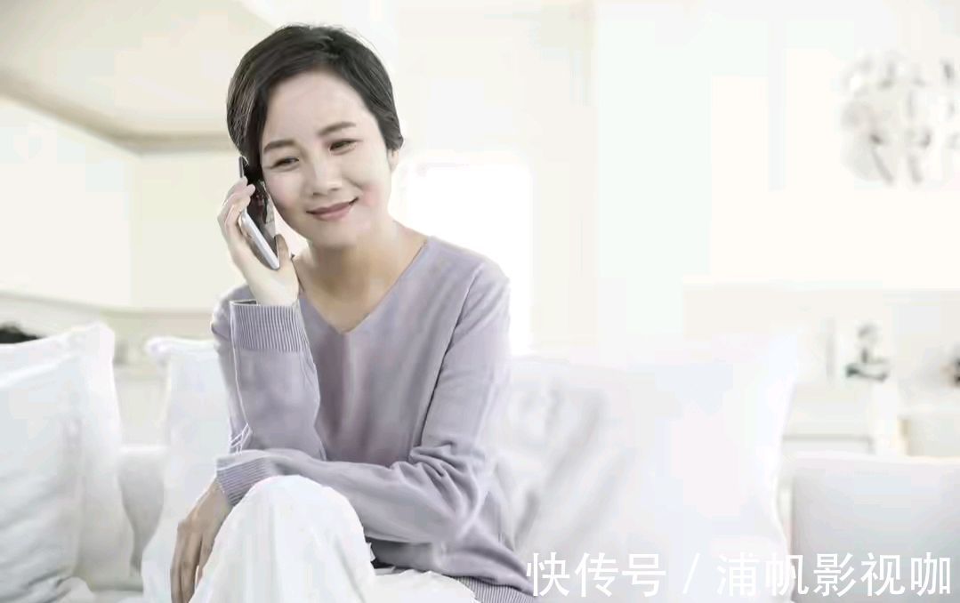 更年期|女人到了中年后，不要舍不得保养，多做4件事，强过每天用化妆品