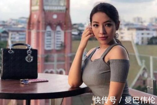 小蛮腰|女医生因身材好被解雇,照片流出才明白原因,这运动让她魅力四射