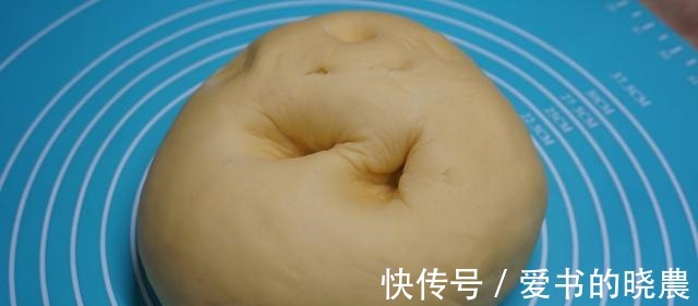 做法|蜂蜜小面包,不仅口感好,做法也简单,而且一口气还做了不同造型!