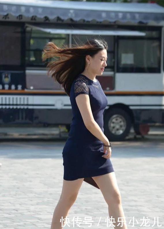 气质|一件亚麻连衣裙,穿出成熟优雅气质,阿姨也能魅力迷人