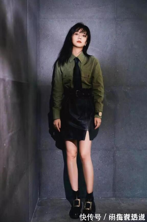 搭配 初秋穿裙子别总配单鞋,今年流行这三双鞋,时髦显高还很有女人味