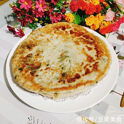 萝卜丝馅儿饼比卖的还好吃,简单易做味道棒