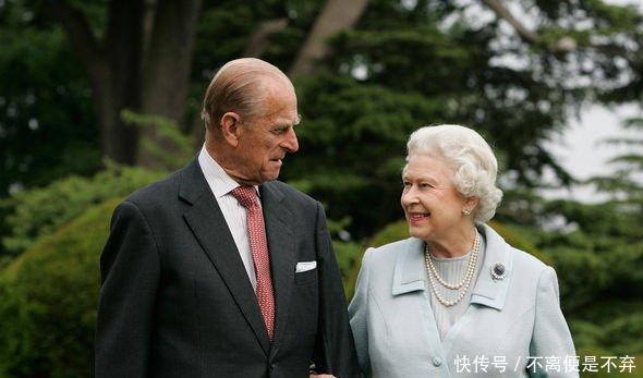 克拉伦斯宫|女王与菲利普亲王结婚72年，不共用卧室，英媒披露原因！