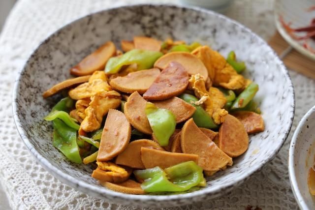 偷懒给孩子简单做了3道菜,蔬菜种类多,营养丰富,天天吃都不腻