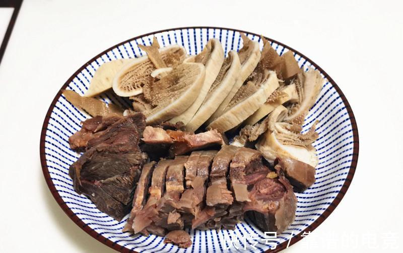 一家三口的晚餐三道家常菜，有荤有素，虽宅家但营养不能少