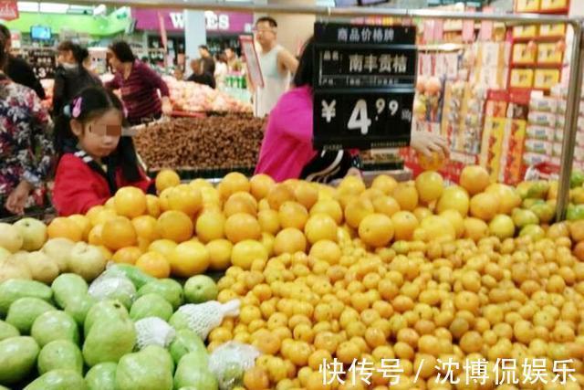 我妈|“姥姥,我想吃樱桃”,面对60一斤的樱桃姥姥的做法,被众人点赞