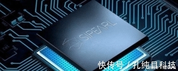 杨振宁曾阻止修建对撞机,呼吁发展半导体,可惜没听他的建议