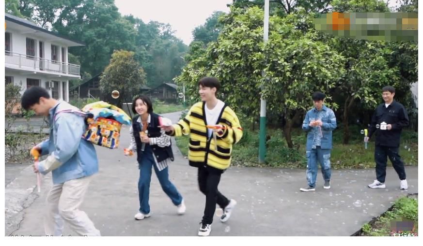 節(jié)目|一個(gè)鏡頭都舍不得錯(cuò)過(guò)，這一期《向往5》，才是原汁原味的熟悉感