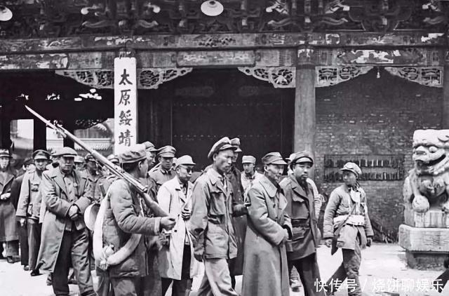 傅作义的警|他起义后部下哗变企图围攻香山,唯一没叛变的营所有人官升一级