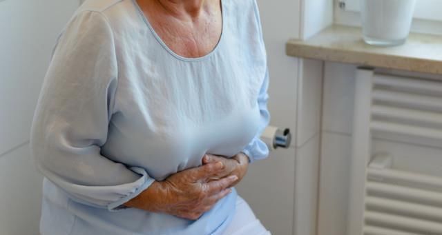 男女|50岁是寿命决定期无论男女，若没有4种症状，恭喜是长寿体质