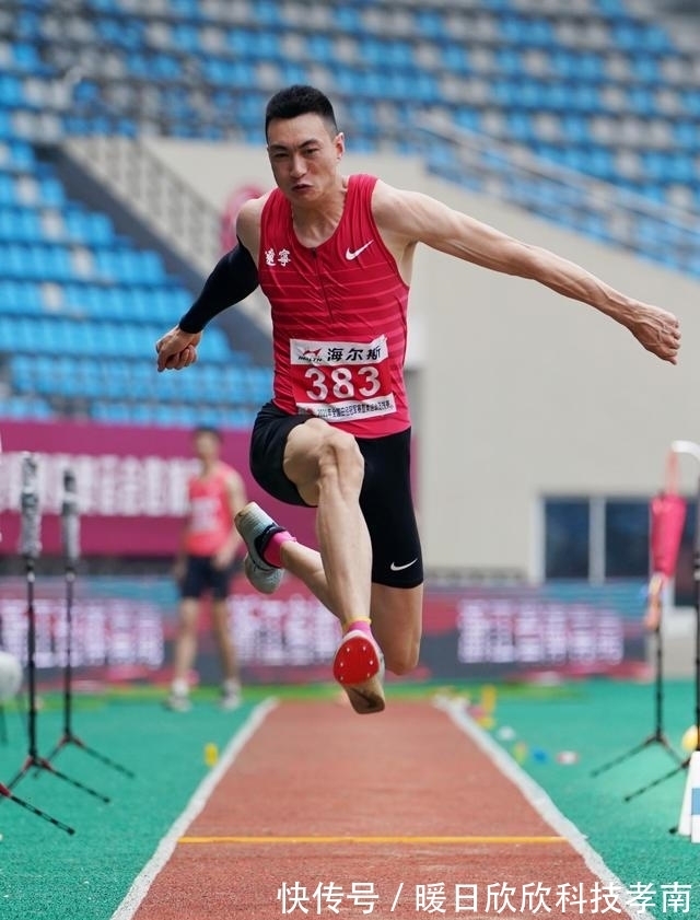 謝震業(yè)|中國田徑59人出戰(zhàn)奧運 蘇炳添謝震業(yè)領(lǐng)銜速度軍團 10秒06飛人落選