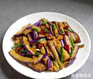 炒茄子,直接放油就错了,多加一步,茄子鲜香不油腻!