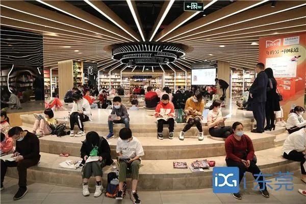 低薪|东莞“小蛮腰”刷屏朋友圈！牛年这些景点很“红”