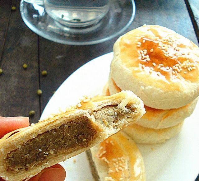 手工|自制绿豆酥饼,香酥可口,皮薄馅大,教你手工制作