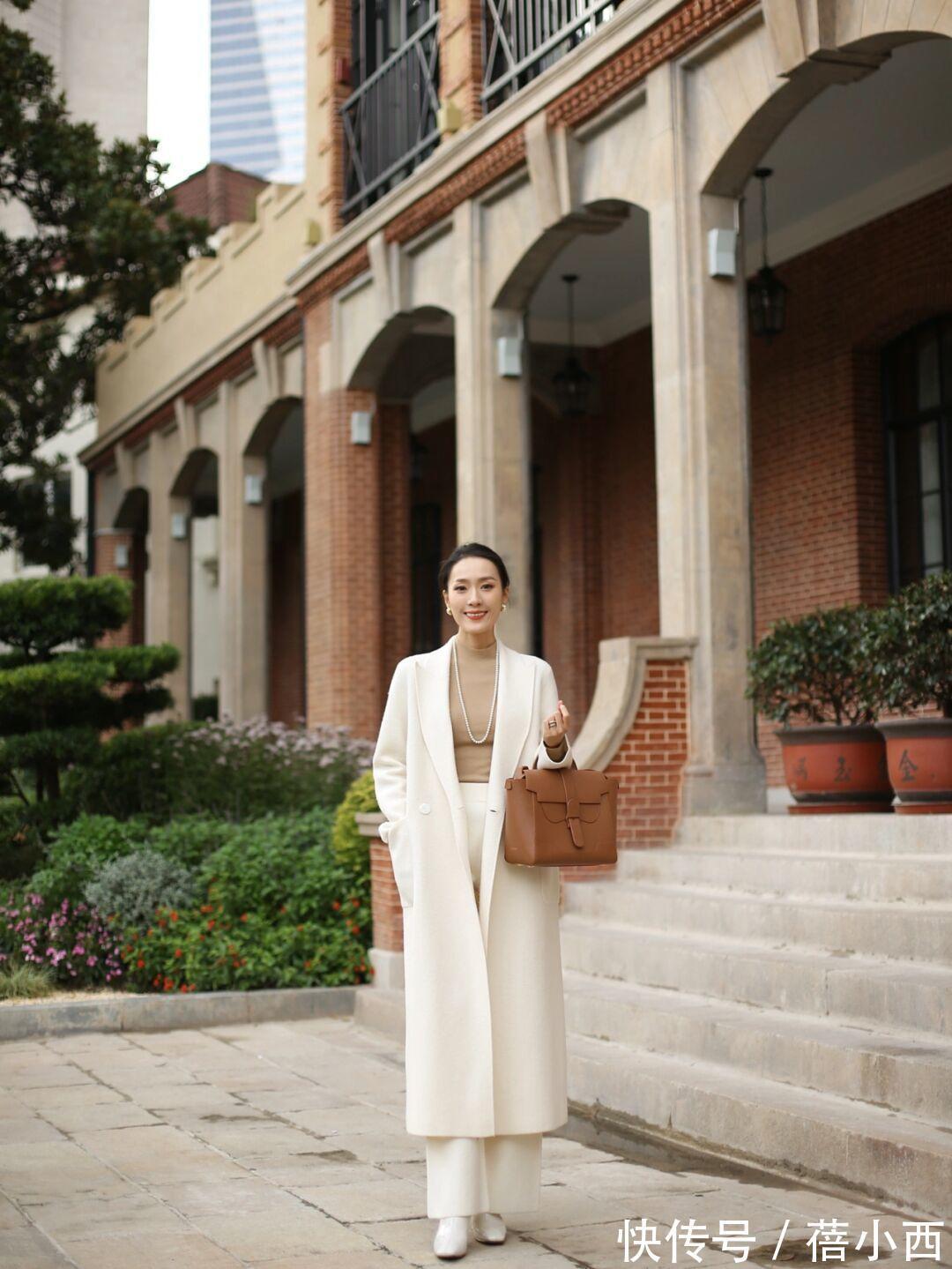 牛角扣 会穿“大衣”的女人更优雅,搭配半身裙真高级、搭配阔腿裤显气质