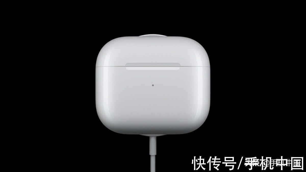 时隔两年更新“炸场”AirPods 3更小巧、更持久也更强大