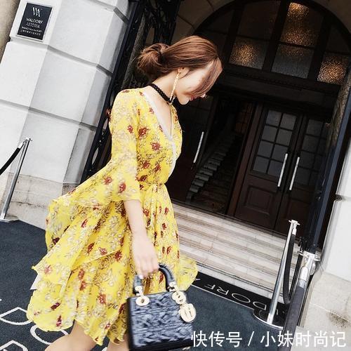 蕾丝 时刻不忘升华自己气质,穿时髦的连衣裙,做一个有范儿的女人