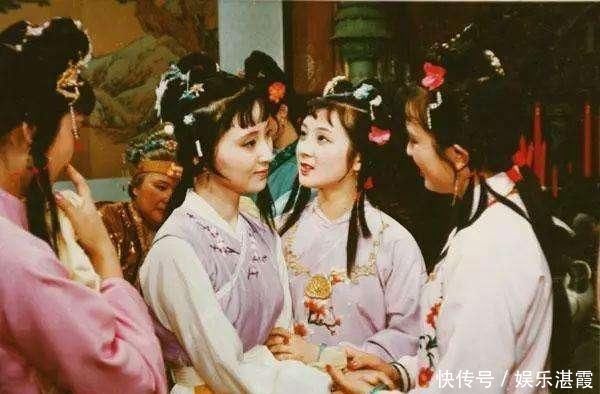 林黛玉初进贾府,贾政贾赦故意避而不见,后来为何接见投奔的薛蟠