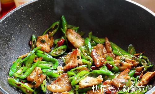 炒肉时，学会了这3个技巧，不管炒啥肉都香，鲜嫩入味超过瘾！