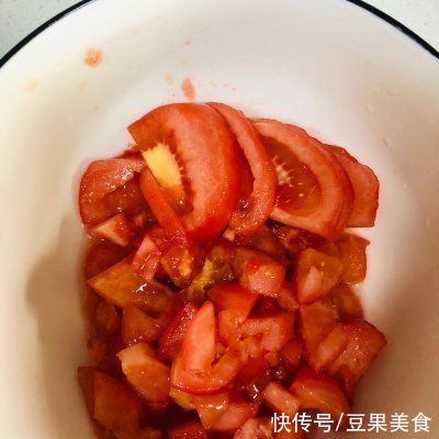 脾胃排骨|这道番茄排骨汤，我一年四季都想吃