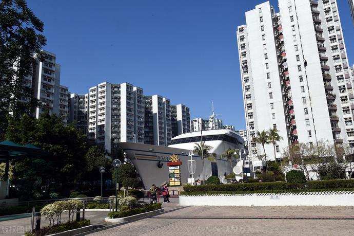 富豪|为什么李嘉诚、潘石屹都套现走人？你以为自己的智商超过富豪呢