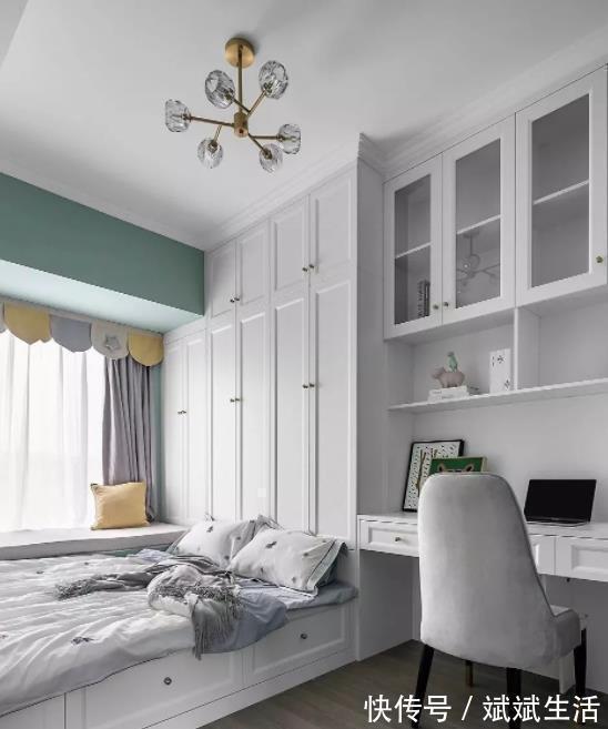 金属|参观表姐128㎡新房,头次见这么浪漫的轻奢风,一进门就被迷住!