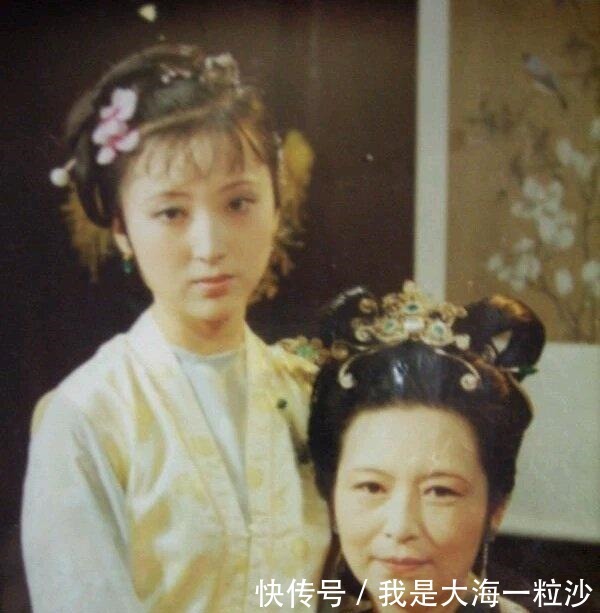 宝钗终于嫁给了宝玉,王夫人却后悔莫及,开始想念黛玉