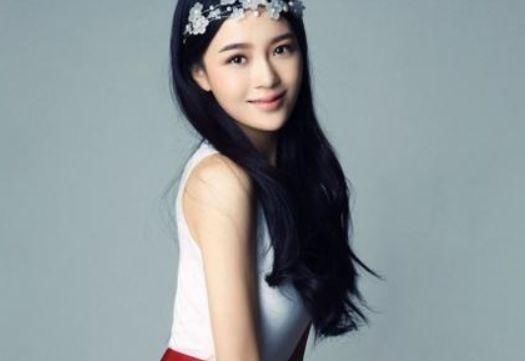 三線演員|農(nóng)民出身,剛出道就出演女主,被芒果臺力捧卻因為名字淪為三線演員