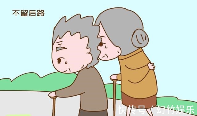 特征|老了容易拖累子女的父母,大多有这几个特征,希望你不在其中