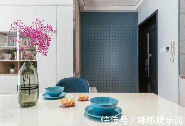 隔断|舍弃“客厅”,不买沙发,进门加隔断,这么装实用极了,晒晒全屋